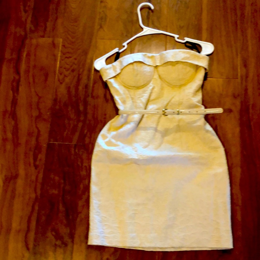 Bebe dress